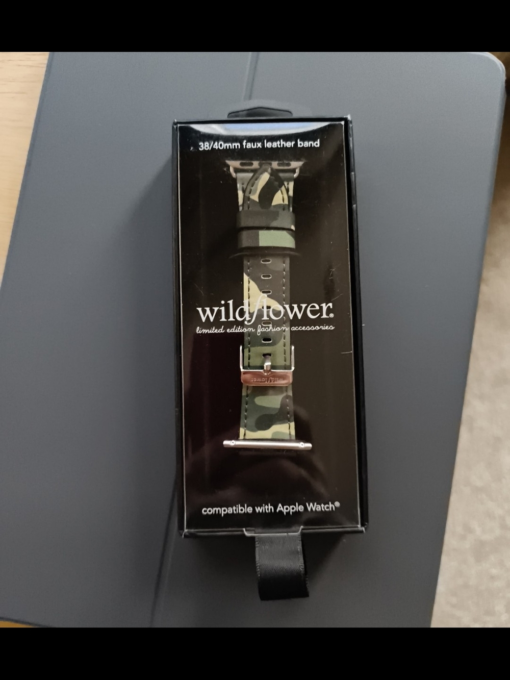 Wildflower Camo Green Faux Leather Apple Watch Band - 38/40mm